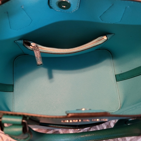 Stunning Michael Kors Large Turquoise Tote - RARE/HTF - Picture 2 of 15